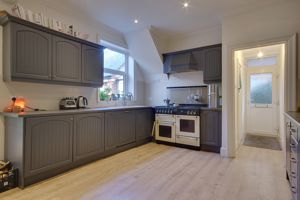 Kitchen / Diner- click for photo gallery